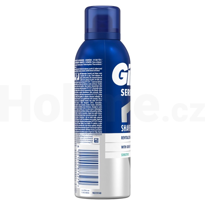 Gillette Series Revitalizing Sensitive pena na holenie 200 ml