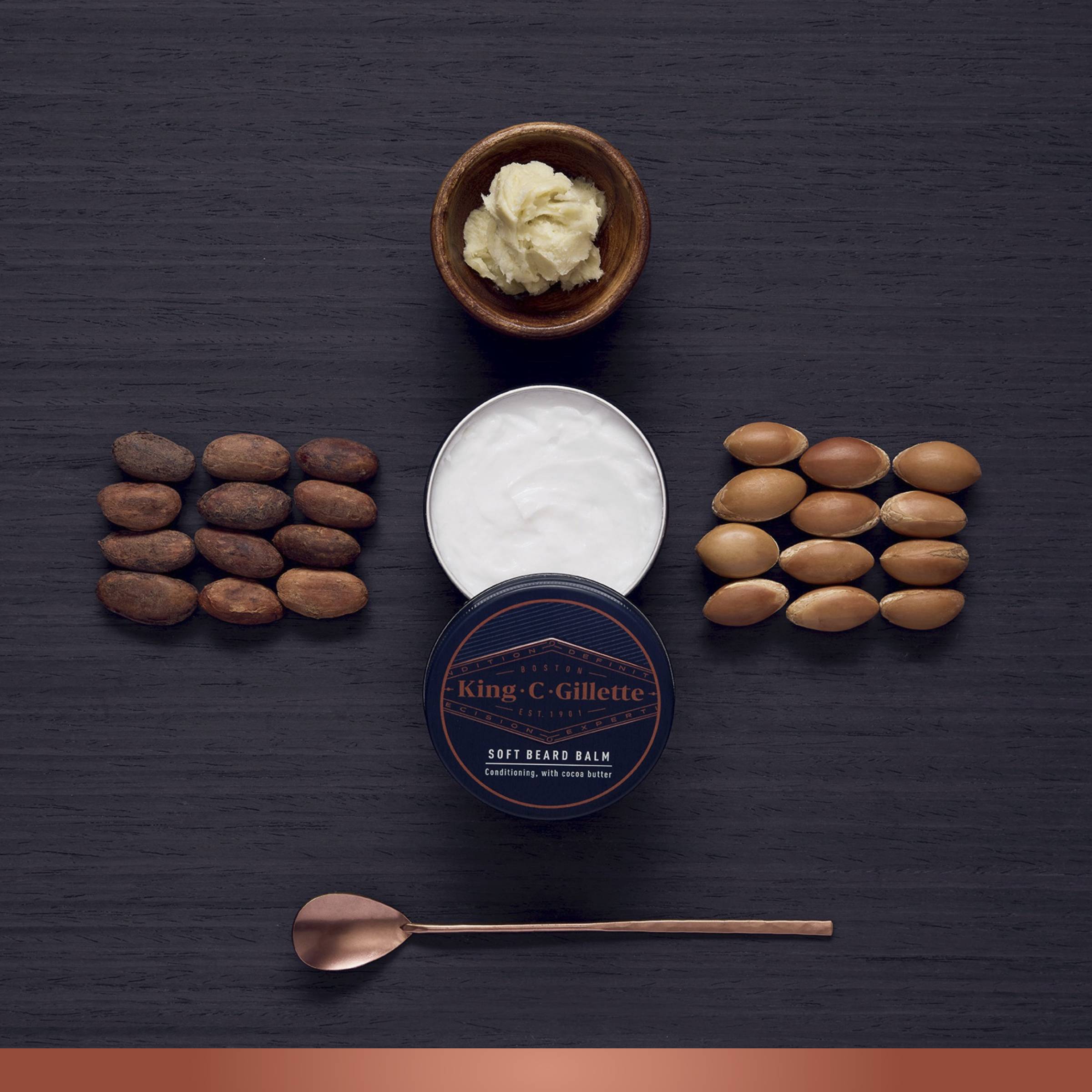 King C. Gillette sada staroslivosti o fúzy