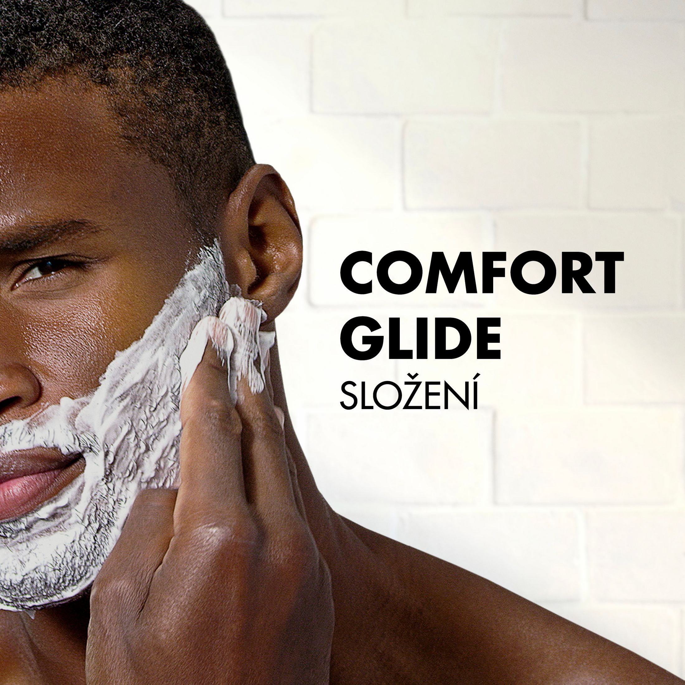 Gillette Sensitive Foam pena na holenie 250 ml