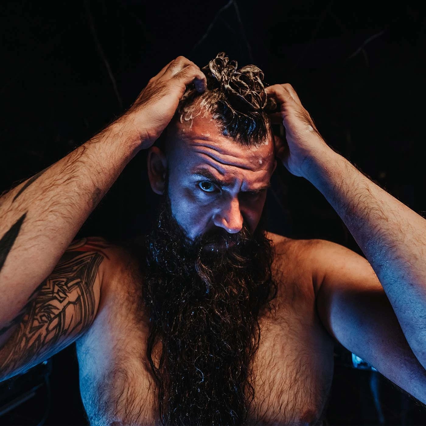 Angry Beards Urban Twofinger šampón na vlasy 230 ml