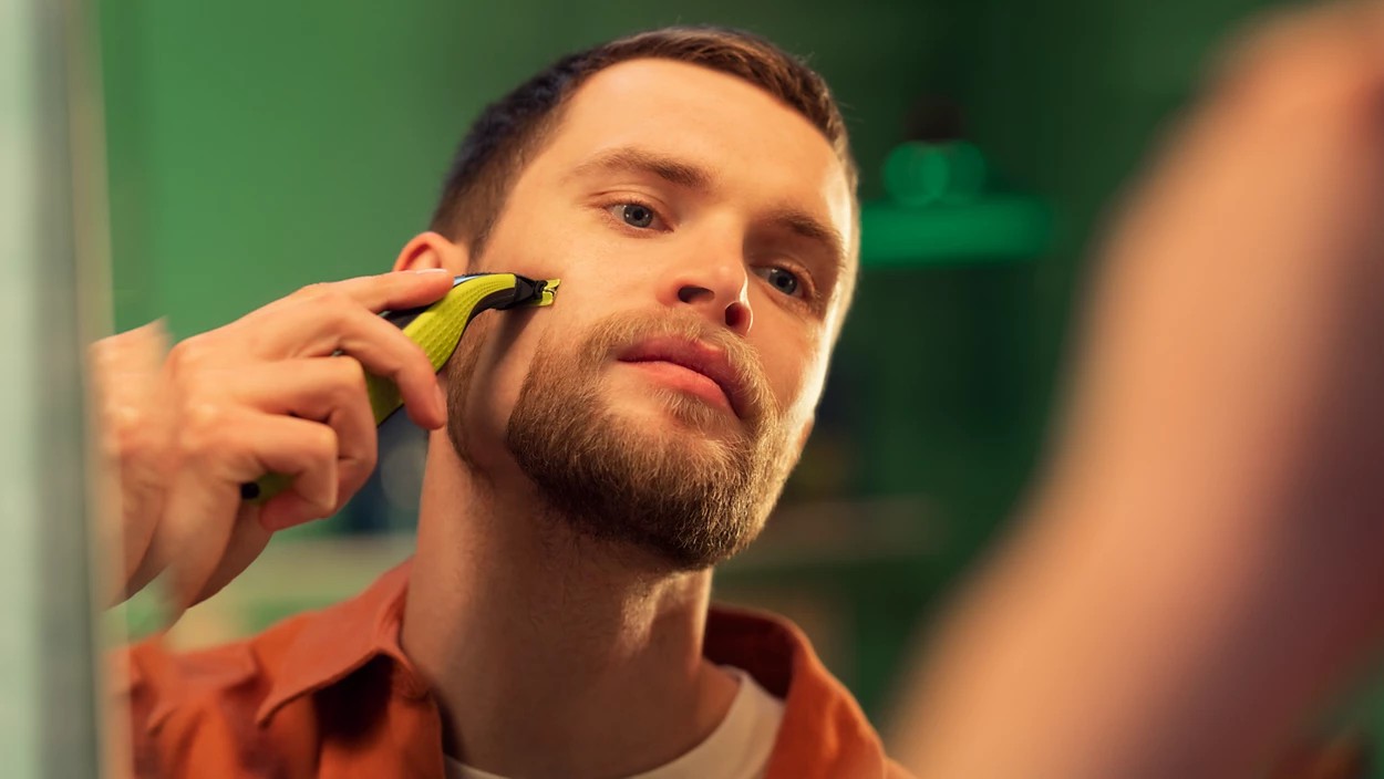 Philips OneBlade QP2724/31 zastrihávač fúzov